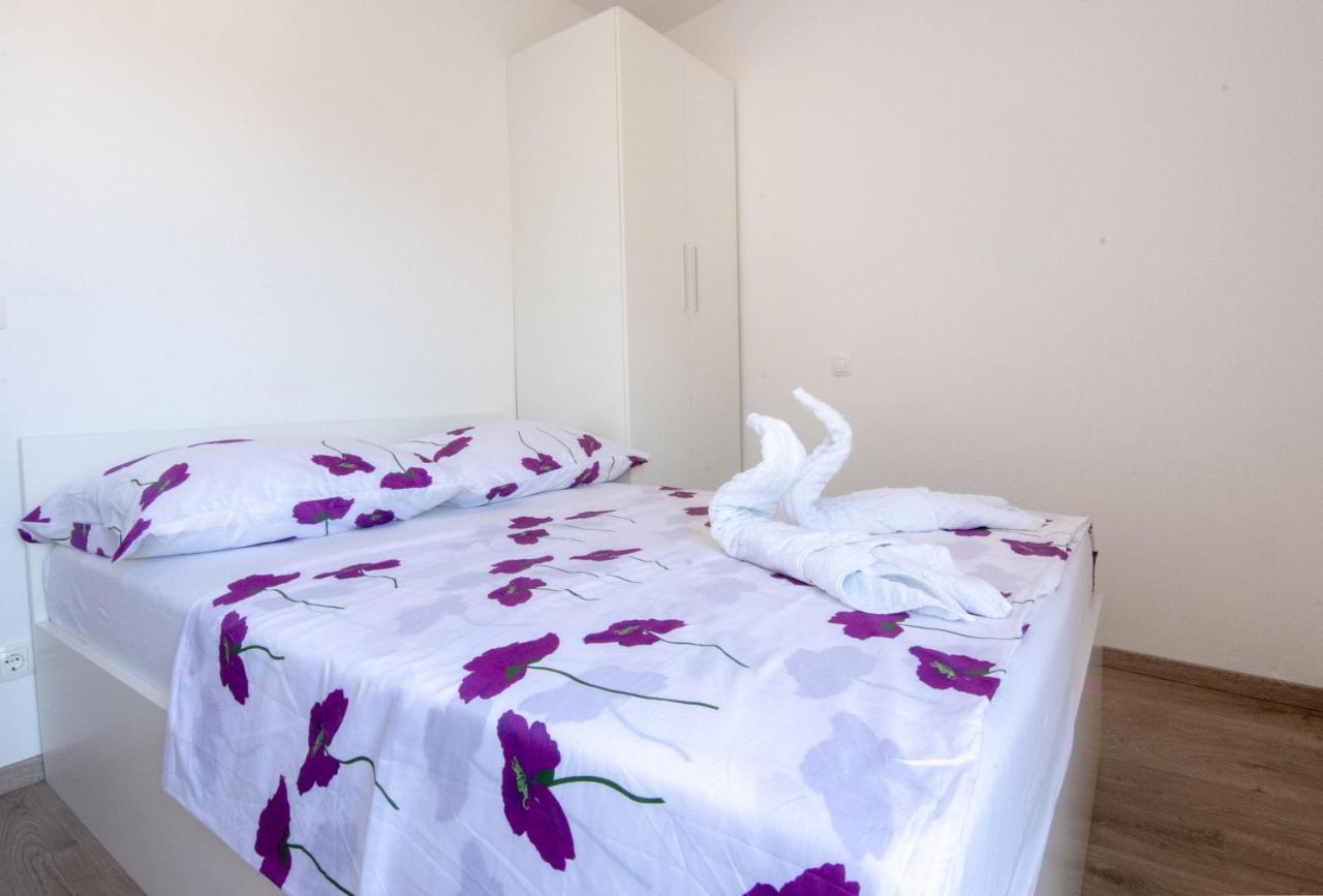 מאקרסקה Apartman Perla מראה חיצוני תמונה
