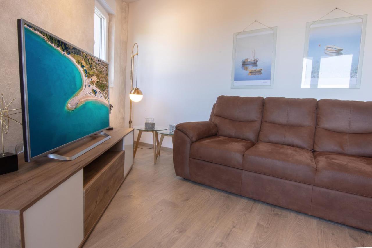 מאקרסקה Apartman Perla מראה חיצוני תמונה