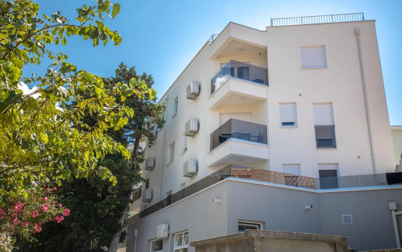 מאקרסקה Apartman Perla מראה חיצוני תמונה